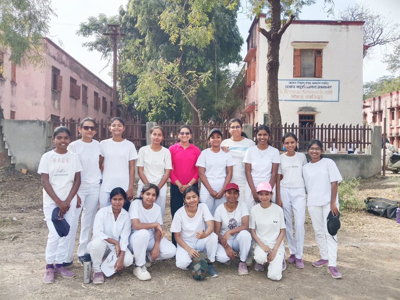 We are proud to share that the team from Smt. Sharadchandrika Suresh Patil College of Pharmacy, Chopda participated in the cricket competition organized by Pratap College, Amalner on 21/12/2025.